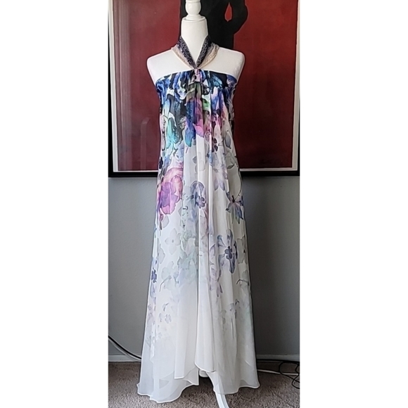 Badgley Mischka Dresses & Skirts - Badgley Mischka Collection Halter Floral Maxi Dress, Size 4, Color White Floral